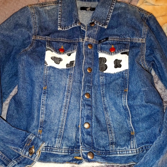 Women's Izod Jeans Handpainted Denim Jacket sz Petite Med - Picture 1 of 6